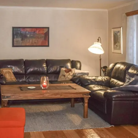 Casa vacanze 3 Bedroom Nice In Lunde *
