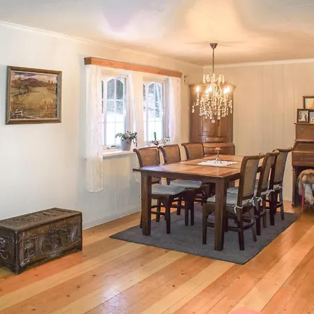 3 Bedroom Nice In Lunde بيت للعطل *
